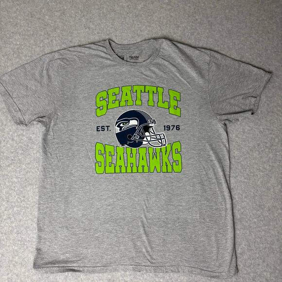 NFL Other - NFL Team Apparel Seattle Seahawks Gray Cotton Blend T-Shirt - XL